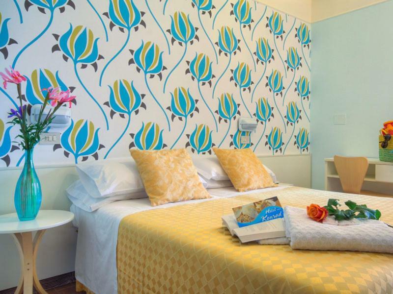 Hotel Konrad Marebello Dış mekan fotoğraf